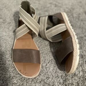 Sorel Brown and Cream Women's Sandals